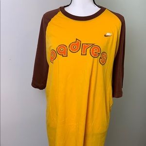 Nike Padres T-shirt
